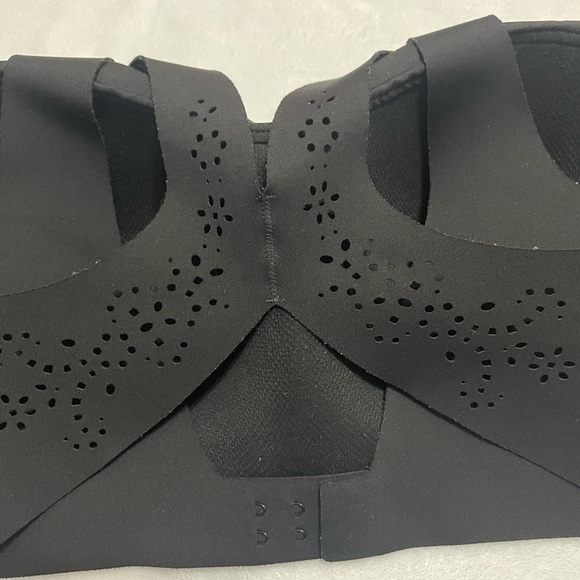 Pink Sport - Picture 4 of 7